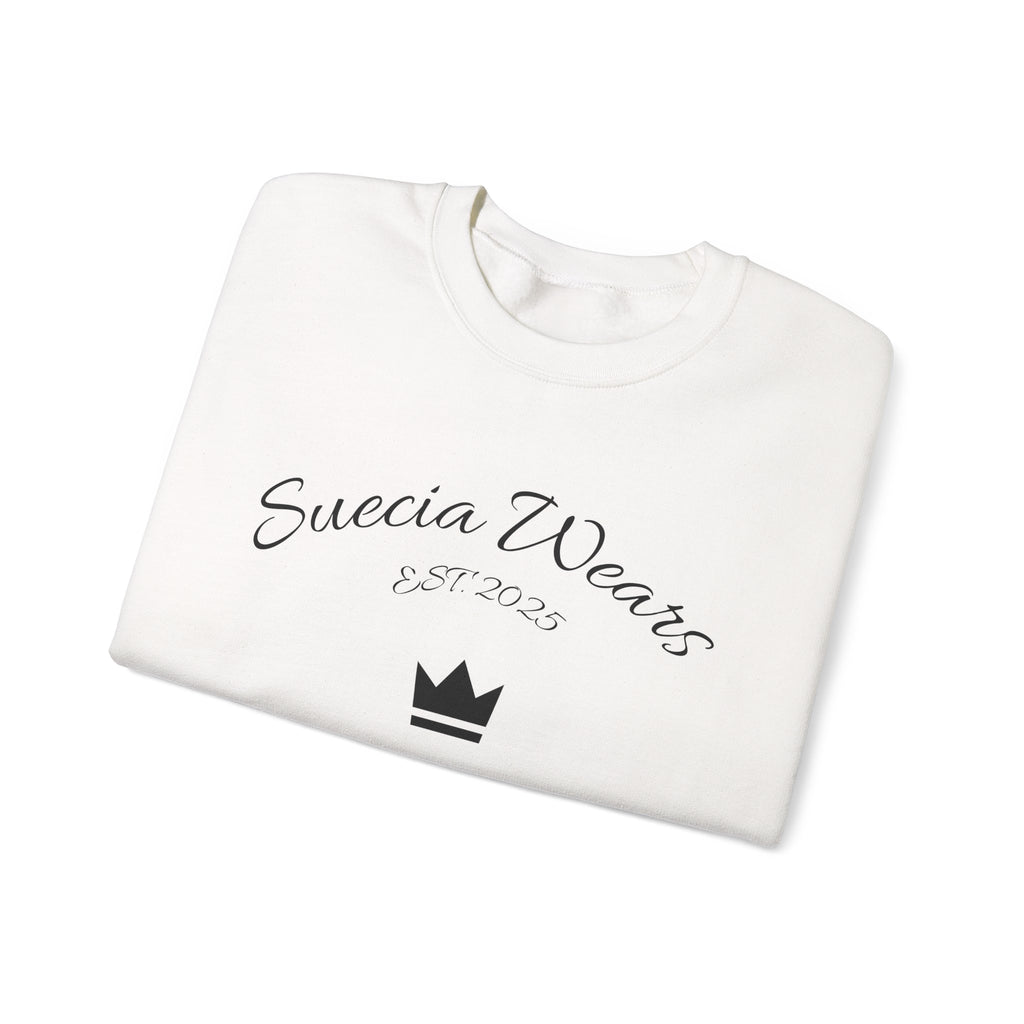 Suecia Wears Sweatshirt